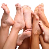 quanto custa tratamentos de dores nos dedos dos pés Glicério